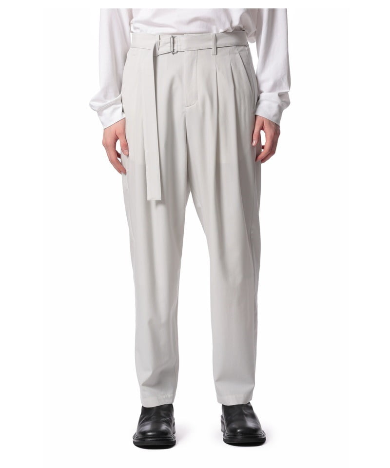 WO TOROPICAL BELTED TAPERED FIT TROUSERS(ライトグレー(921)-1)