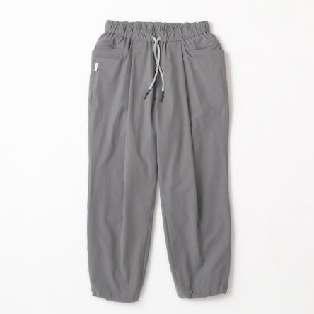 WIDE TAPERED EASY PANTS （NYLON）