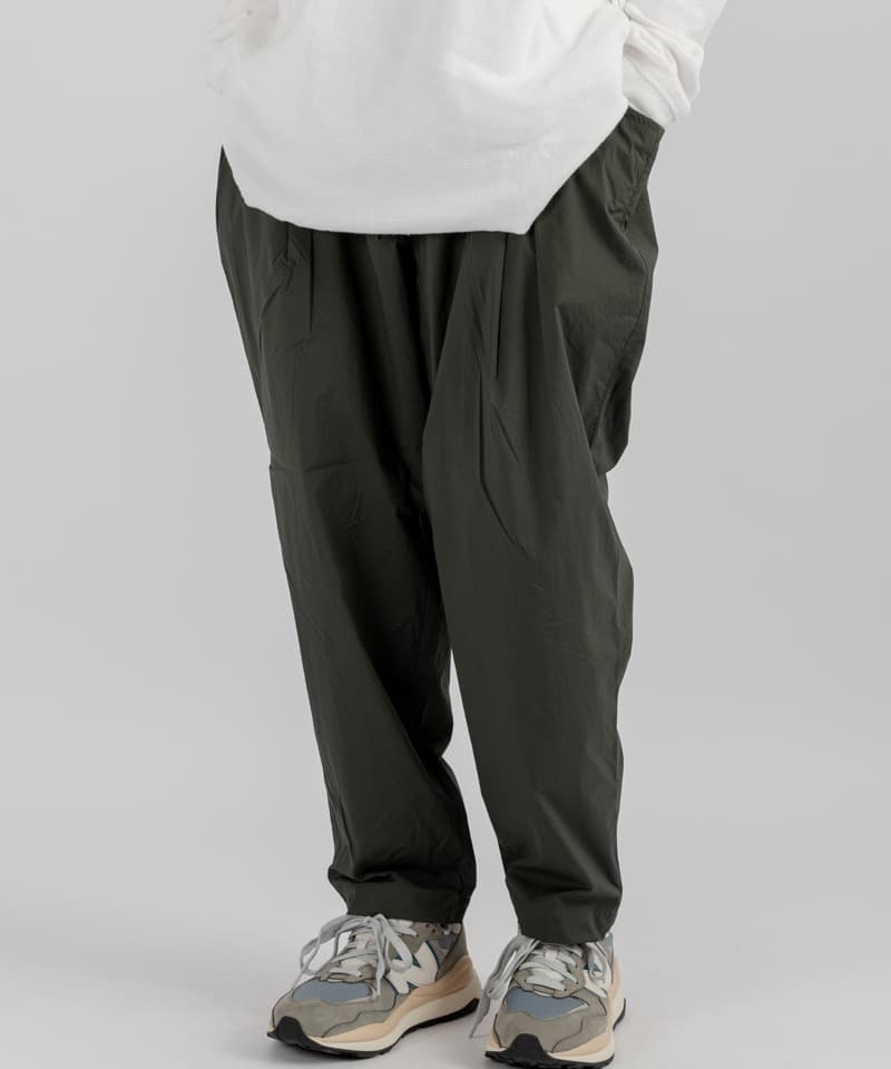 S.F.C WIDE TAPERED EASY PANTS ブラック L