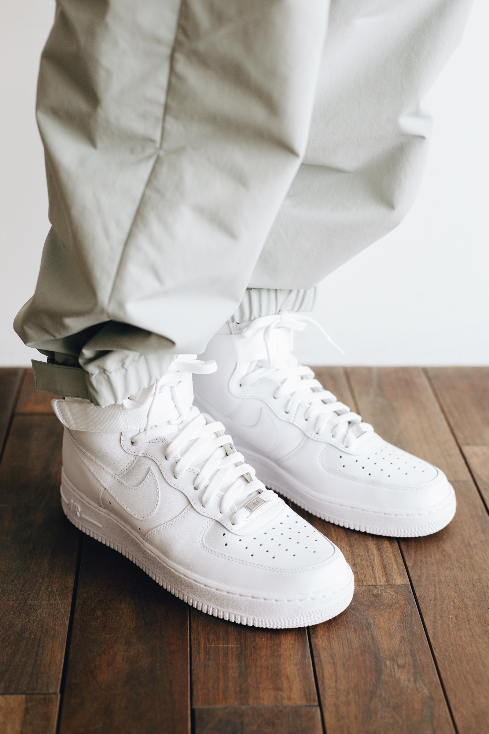 NIKE AIR FORCE 1 HIGH '07をレビューします - ESSENCE ONLINE STORE ブログ